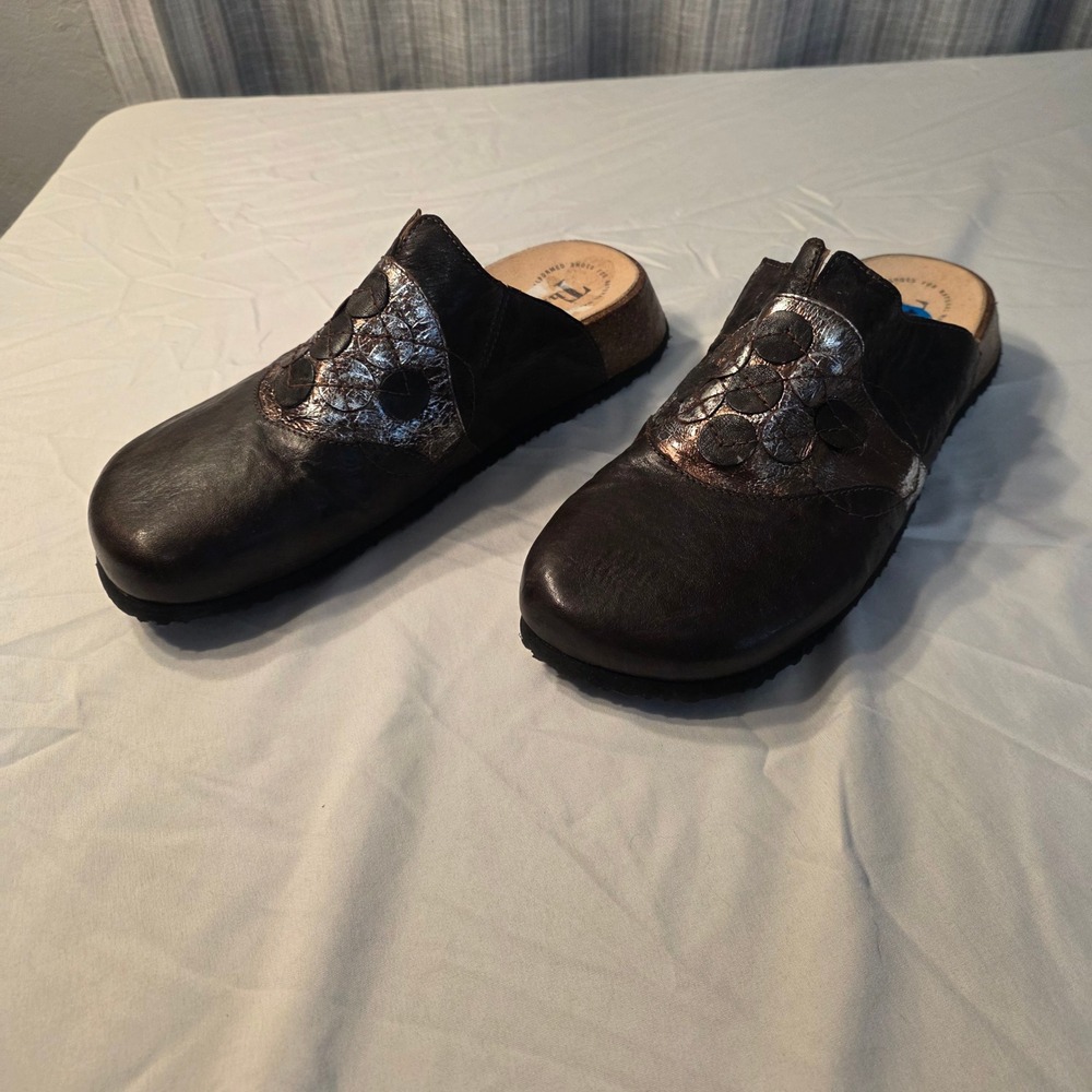 Think!Leather Clogs Womens EU 40.5 Brown Mules Bronze Applique Boho ComfortShoes